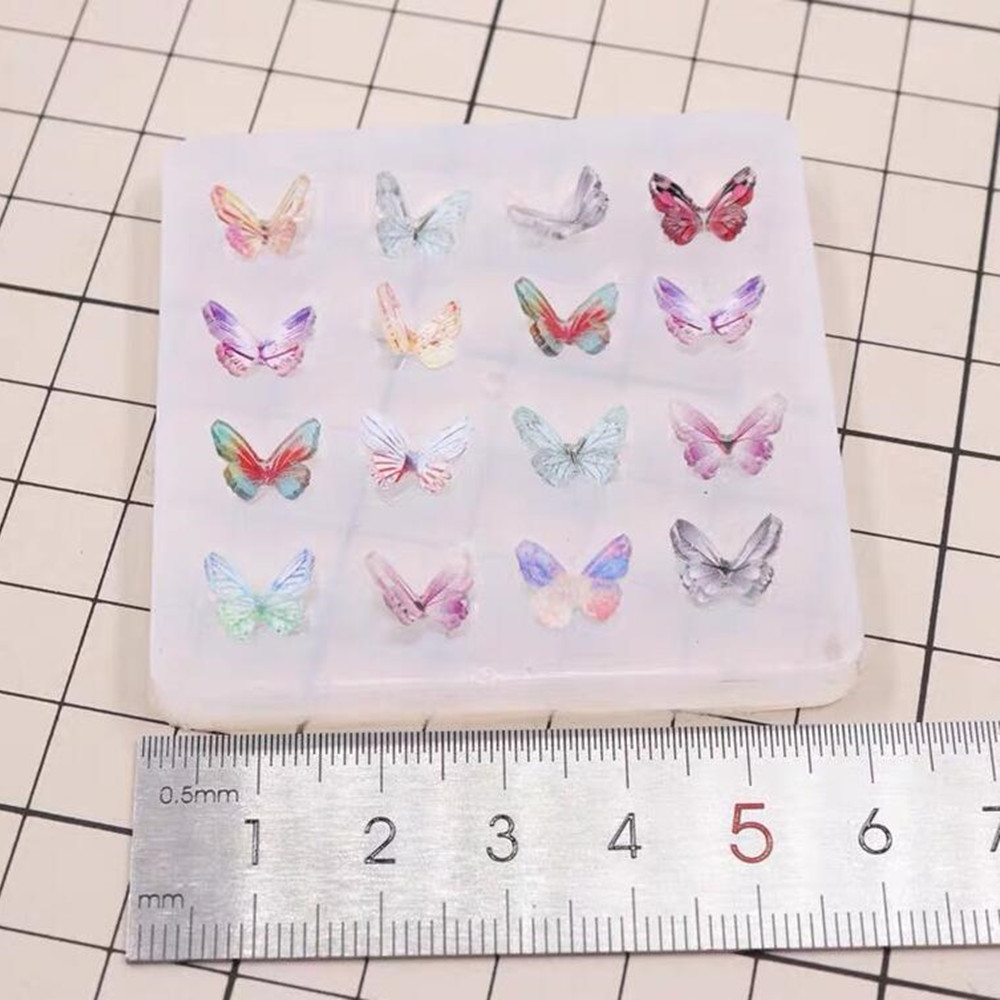 Kleine Vlinder Vorm Epoxyhars  - Resin Art Letters recensie en prijs